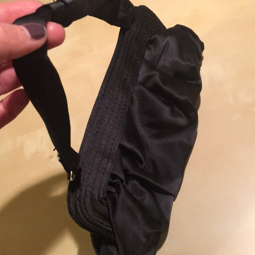 Purse - Picture 2 of 3
